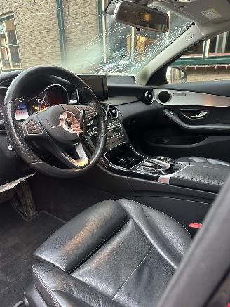 Mercedes C-klasse estate 350 e picture 8