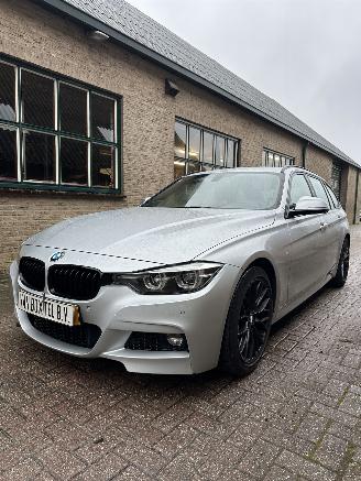 krockskadad bil auto BMW 3-serie Touring 3201 M Sport Edition 2018/11