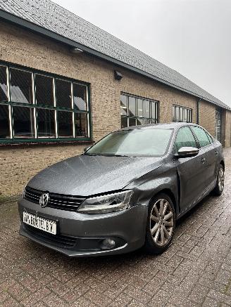 Auto incidentate Volkswagen Jetta 1.2 TSI Comfortline 2011/3