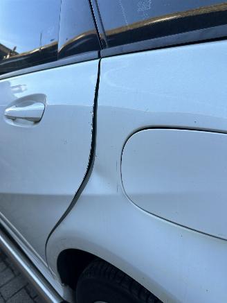 Mercedes B-klasse 220 d Ambition picture 26