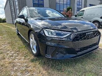 Audi A4 S-LINE picture 3