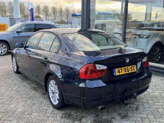BMW 3-serie 320i High Executive picture 2