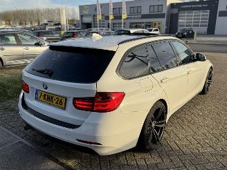 BMW 3-serie 320D Automaat Panoramadak picture 4