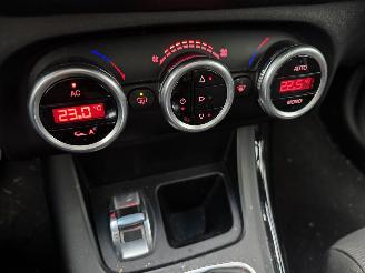 Alfa Romeo Giulietta 1.4 T Distinctive picture 11