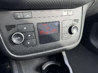 Fiat Punto Evo 1.3 M-Jet Dynamic picture 12