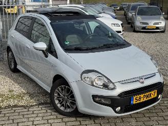 Vaurioauto  passenger cars Fiat Punto Evo 1.2 M-Jet Dynamic 2011/2