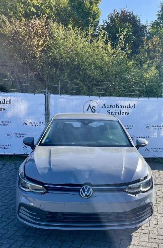 Volkswagen Golf VIII Lim. Life eTSI picture 2