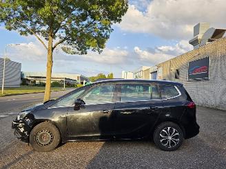 Opel Zafira Tourer Cosmo 7-Persoons Leder Led Navi Camera Stoelverw. Trekhaak 99KW/135PK picture 2