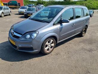 skadebil auto Opel Zafira Zafira (M75), MPV, 2005 / 2015 2.2 16V Direct Ecotec 2005/10
