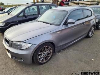 Vrakbiler auto BMW 1-serie 1 serie (E81), Hatchback 3-drs, 2006 / 2012 118i 16V 2010/4