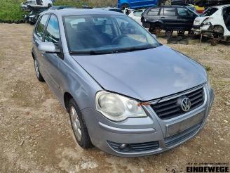 krockskadad bil motor Volkswagen Polo Polo IV (9N1/2/3), Hatchback, 2001 / 2012 1.4 TDI 70 2005/6