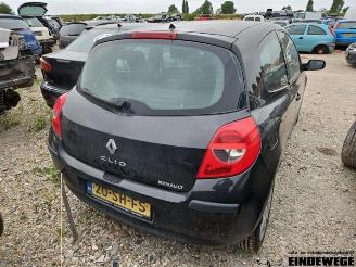 Renault Clio Clio III (BR/CR), Hatchback, 2005 / 2014 1.2 16V 65 picture 3