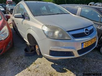 Auto da rottamare Opel Zafira Zafira (M75), MPV, 2005 / 2015 1.6 16V 2006/6