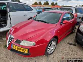 Vrakbiler auto Alfa Romeo GT GT (937), Coupe, 2003 / 2010 1.8 Twin Spark 16V 2005/6