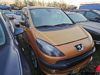 Auto da rottamare Peugeot 1007 1007 (KM), Hatchback 3-drs, 2004 / 2011 1.6 GTI,Gentry 16V 2005/6