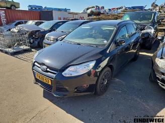 Coche siniestrado Ford Focus Focus 3 Wagon, Combi, 2010 / 2020 1.0 Ti-VCT EcoBoost 12V 100 2013/5