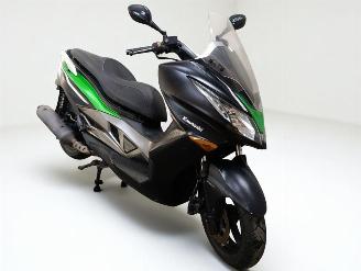 skadebil motor Kawasaki F 850 GS J 300 2016/4