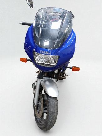 Yamaha XJ 900 DIVERSION picture 3
