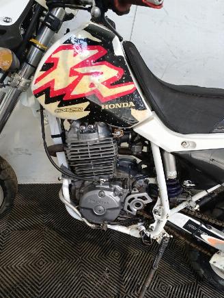 Honda XR 600  picture 10