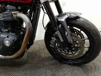 Triumph  1200 SPEEDTWIN picture 12