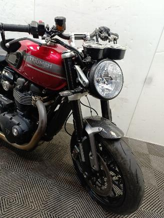 Triumph  1200 SPEEDTWIN picture 5