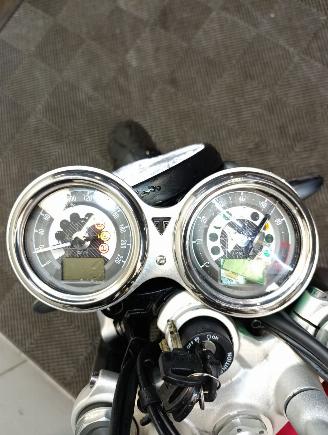 Triumph  1200 SPEEDTWIN picture 19