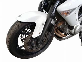 Kawasaki ER - 6 N  picture 12