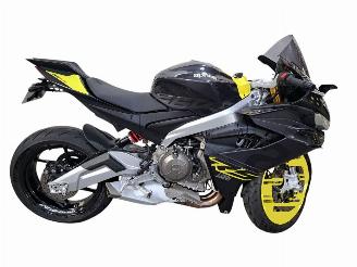 krockskadad bil motor Aprilia  RS 2025/5