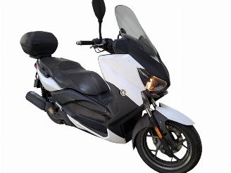 Yamaha  XMAX picture 4