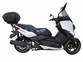 skadebil bromfiets Yamaha  XMAX 2017/10