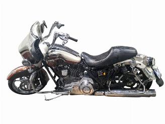 Harley-Davidson Street Glide CVO picture 22