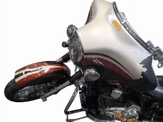 Harley-Davidson Street Glide CVO picture 14