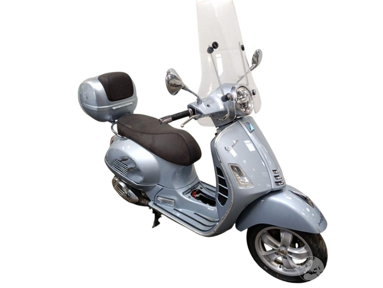Piaggio  GTS VESPA