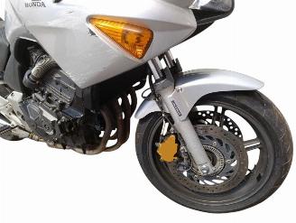 Honda CBF 600  picture 10