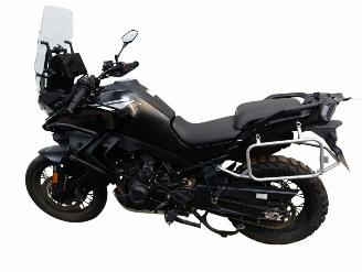 CFMoto  MT picture 3