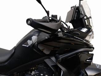 CFMoto  MT picture 11