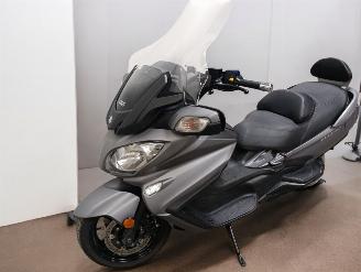 Suzuki  BURGMAN picture 3