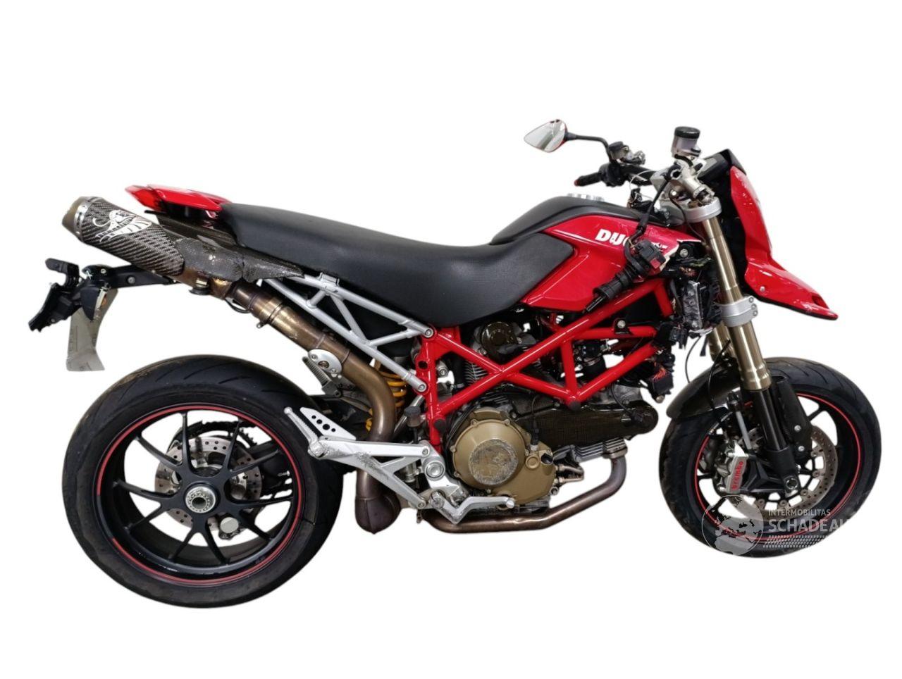 Ducati Hypermotard 