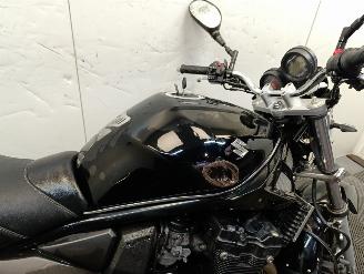 Suzuki Bandit 650  picture 16