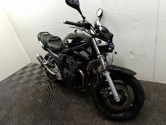 Suzuki Bandit 650  picture 17