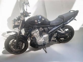 Suzuki Bandit 650  picture 3