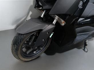 Yamaha Xmax  picture 16