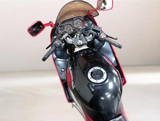 Kawasaki ZZ - R 600  picture 4