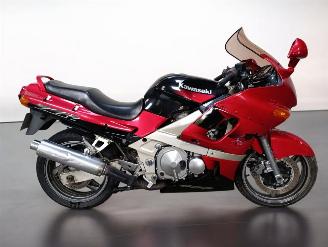  Kawasaki ZZ - R 600  1999/7