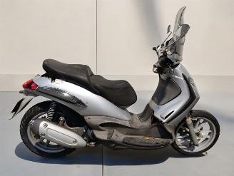 škoda koloběžky Piaggio  BEVERLY 2006/5