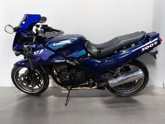 Kawasaki  GPZ picture 3