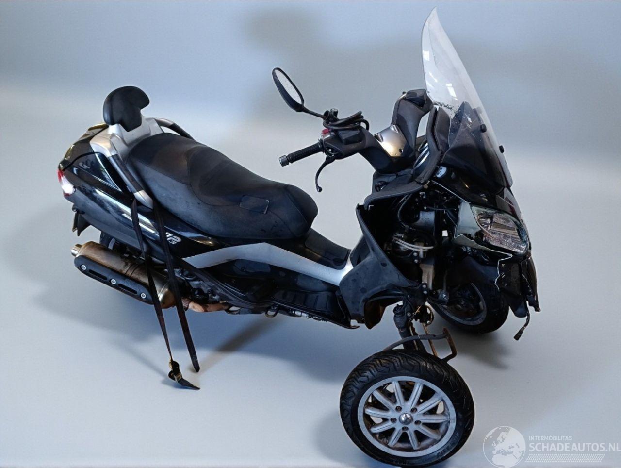 Piaggio  MP3