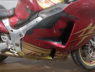 Suzuki GSX 1300 R picture 10