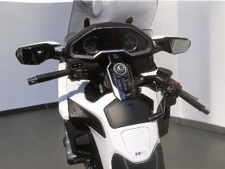 Honda GoldWing DCT picture 4