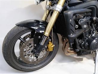 Triumph Street Triple  picture 8
